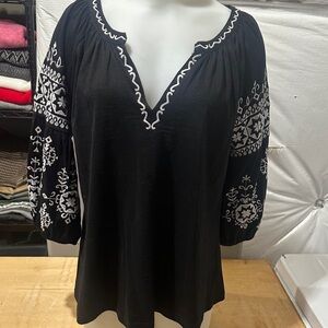 Solitaire Black Blouse with White Embroidery